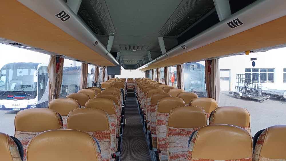 Autobus MAN LION'S COACH L