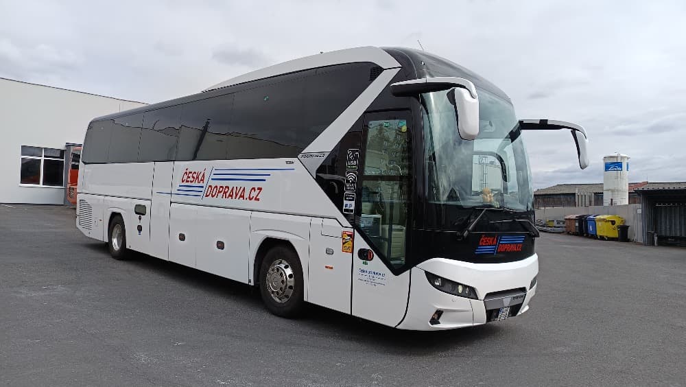 Autobus NEOPLAN TOURLINER