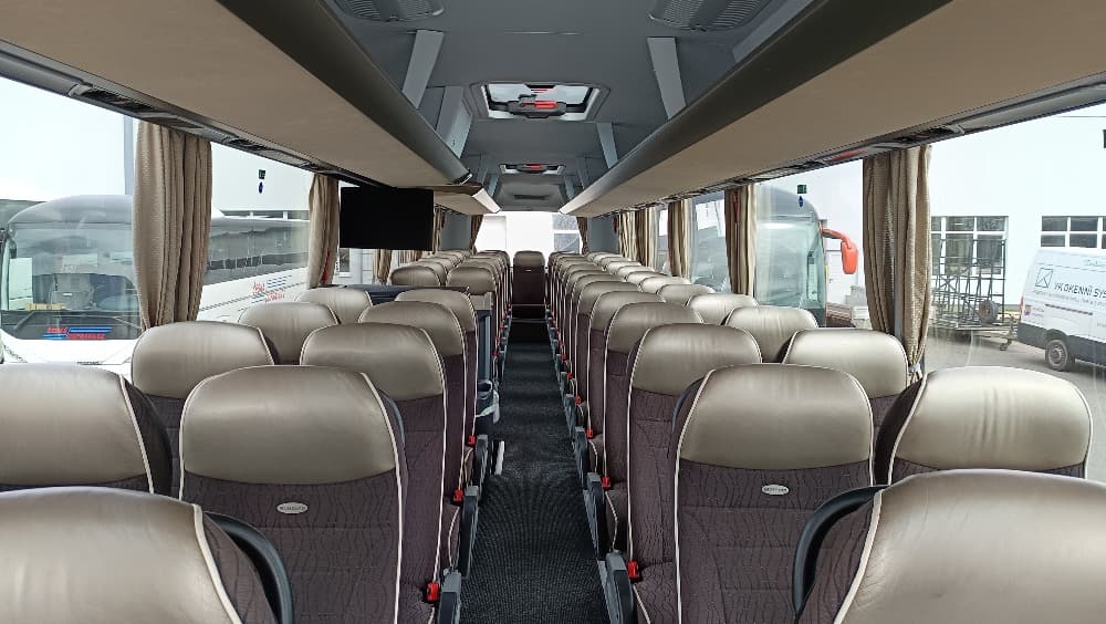 Autobus NEOPLAN TOURLINER