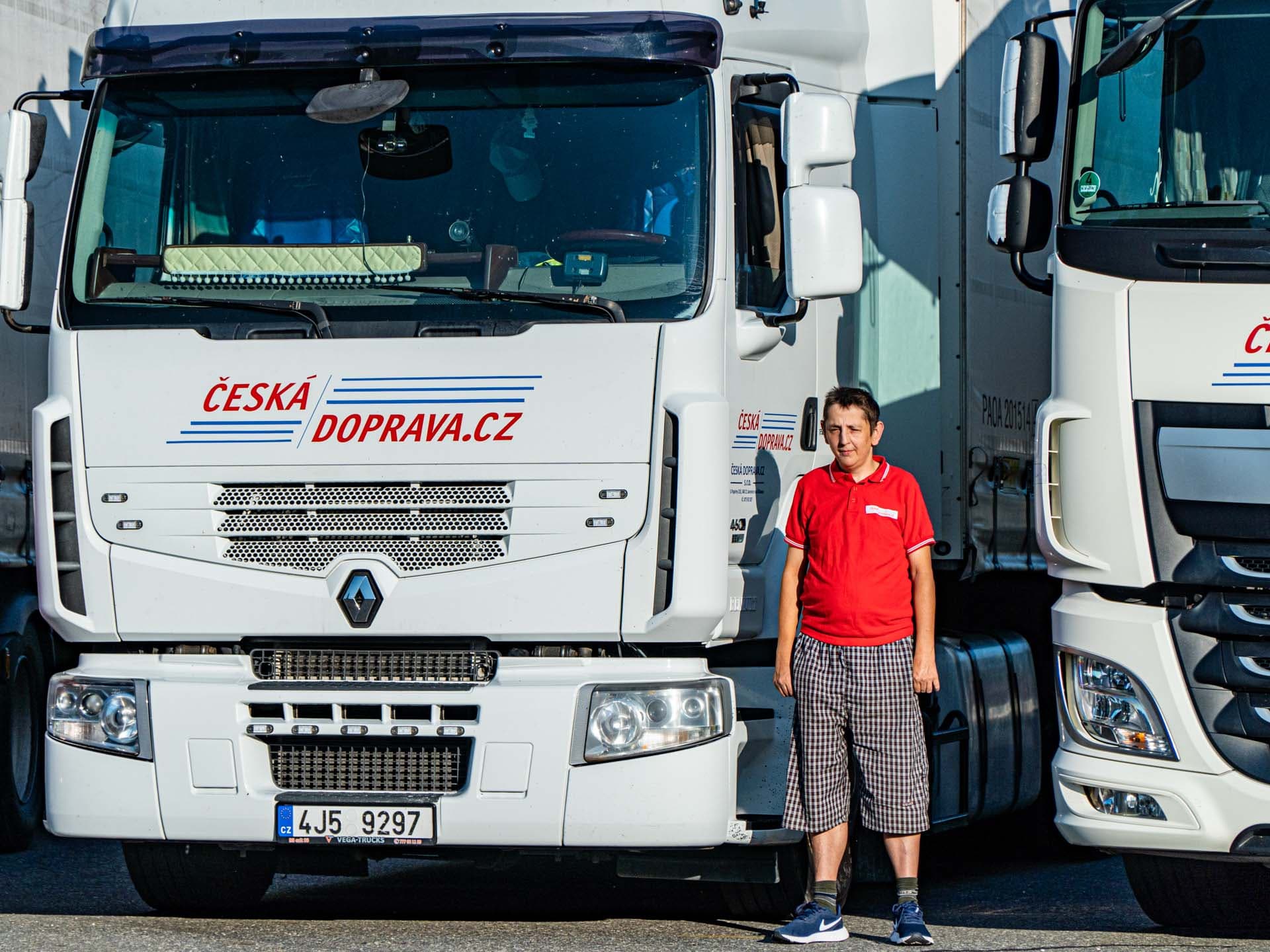 Nákladní vůz RENAULT PREMIUM + návěs SCHMITZ