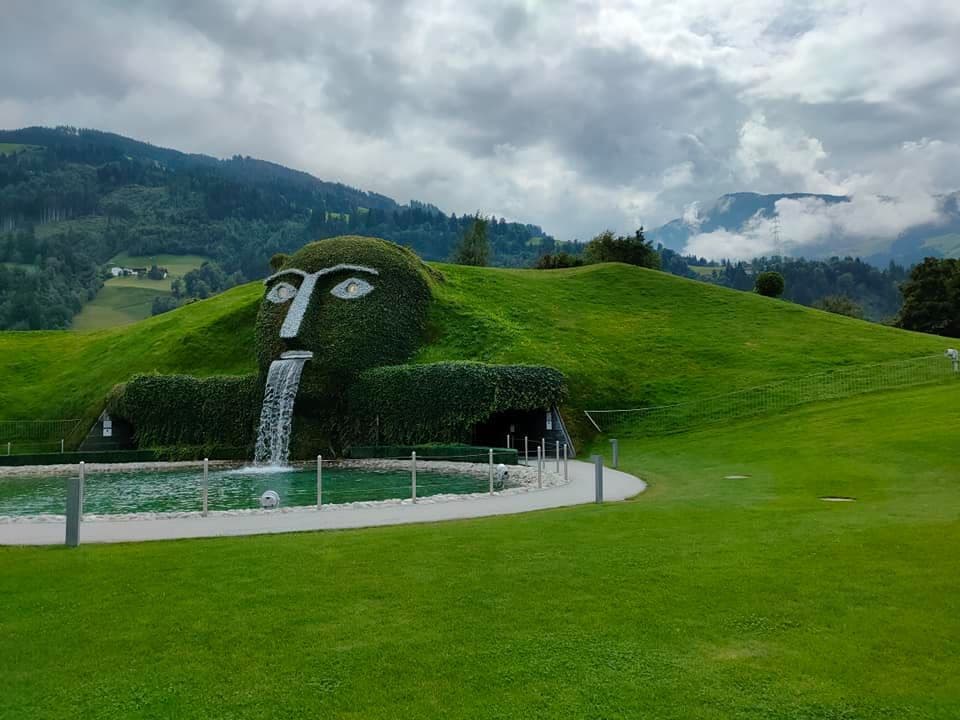 2366 Křišťálový svět Swarovski a Krimmelské vodopády