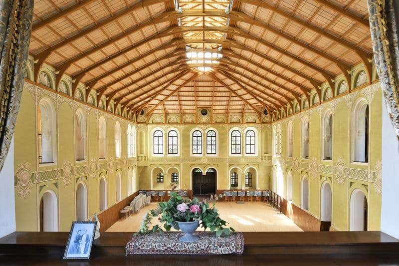 2614 Jízdárna Světce, Mariánské Lázně a Chodovar